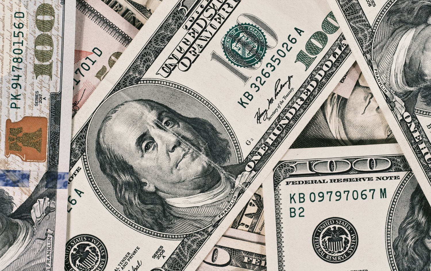 Soll man den US-Dollar absichern?